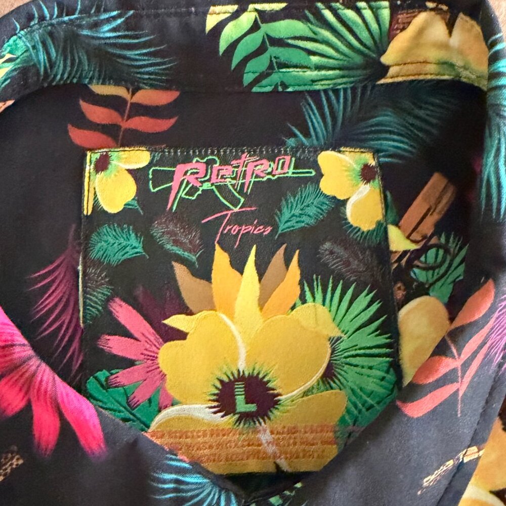 Retro Rifle Tropics Green/Yellow Button Down - Picture 3 of 4